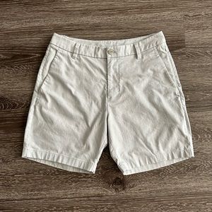 Lululemon Oxford Men’s Commission Short 9” - Size 30